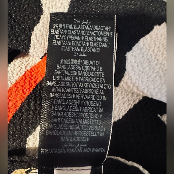 NEW Marks & Spencer Jacquard Blouse Double Breasted Black Print SZ 16/XL - Picture 12 of 16